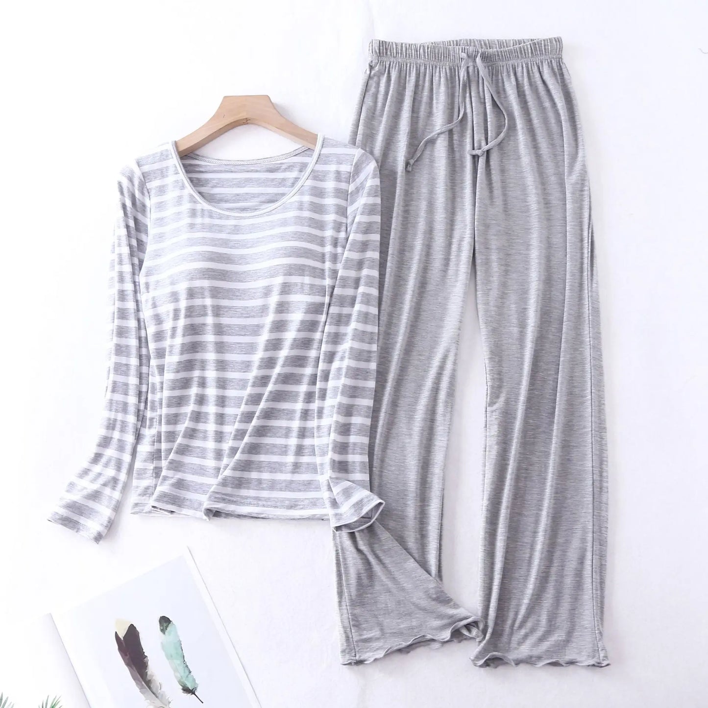 Casual Loose Pajamas for Women Long Sleeve Spring Autumn Pijamas Womens Sleepwear Bra pad Stripe Modal Ladies Set Pyjama Femme