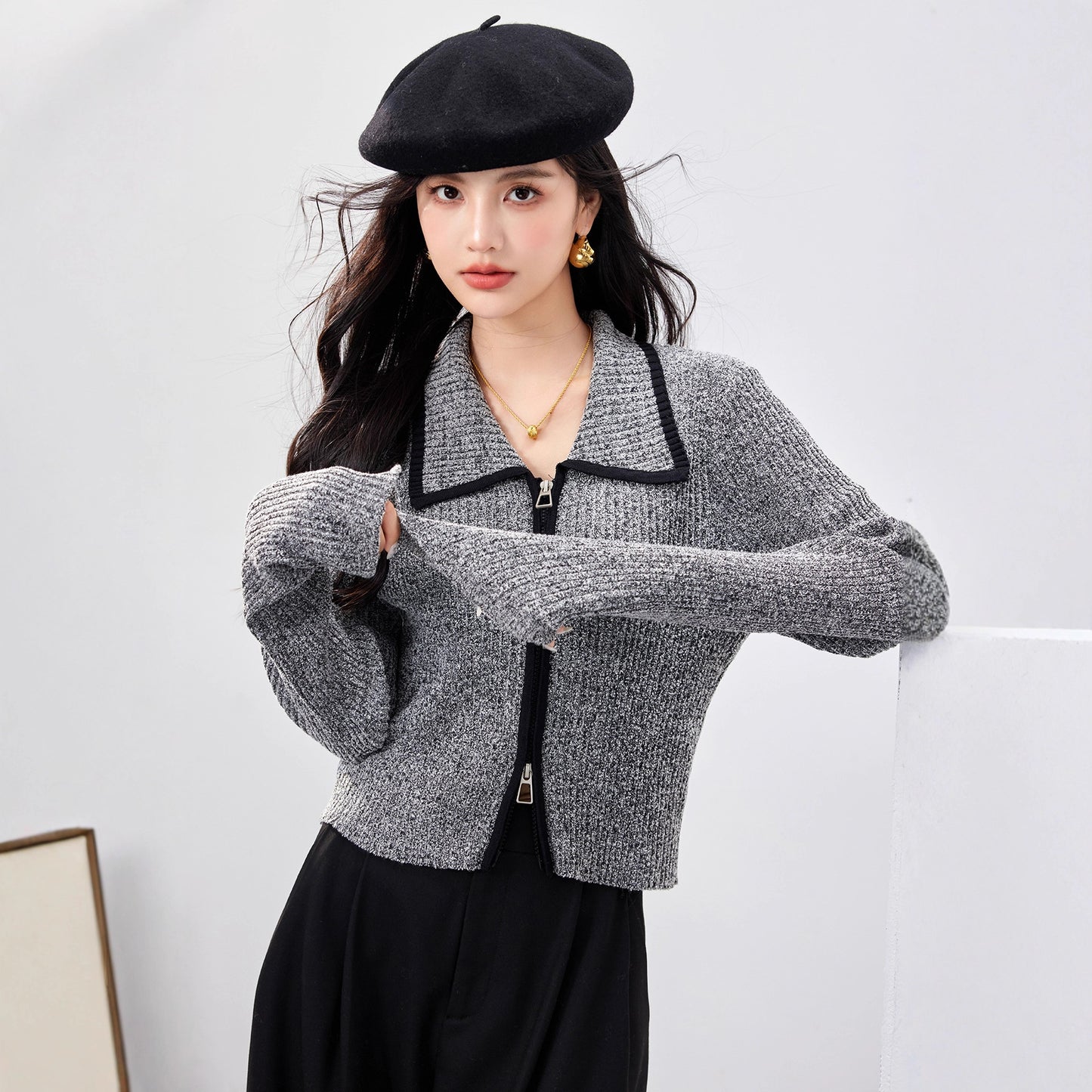 Black and Gray Contrast Double-Zipper Knit Cardigan for Women, Long Sleeve, Chic Xiao Xiang Feng Style Top