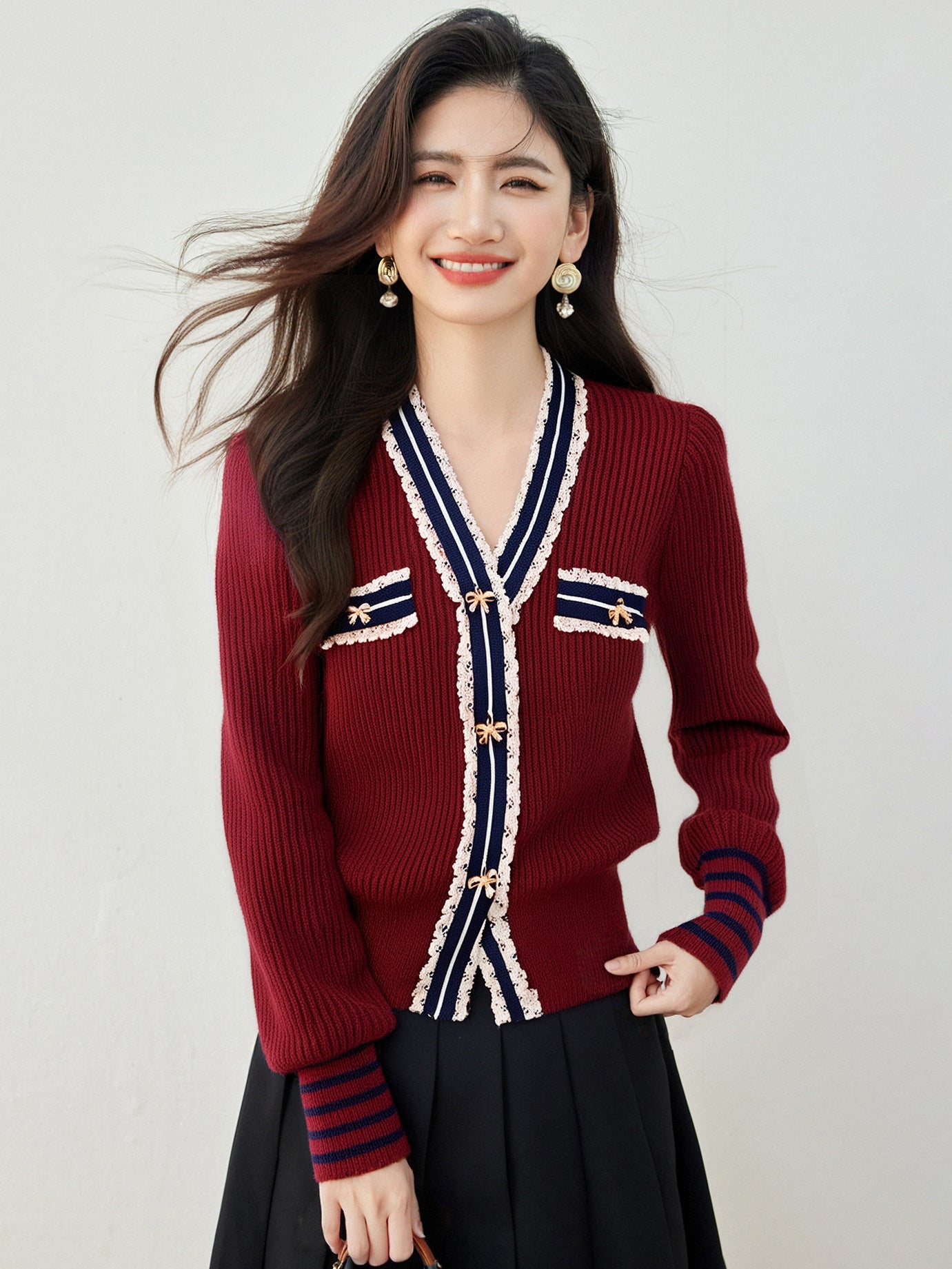 Cute V-neck Lace Patchwork Knit Cardigan Top for Women, Korean Academic Style